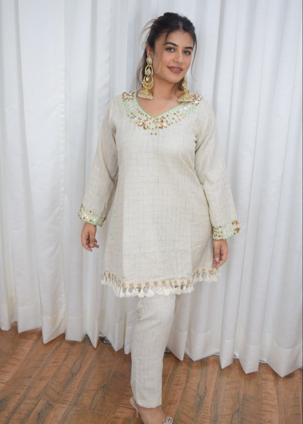 Jute cotton hand embroidered tassel co-ord set