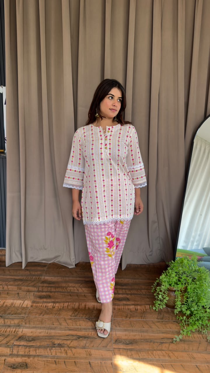 Sharvari Farshi set