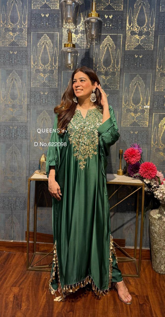 Hariyali Crepe Chogha Set