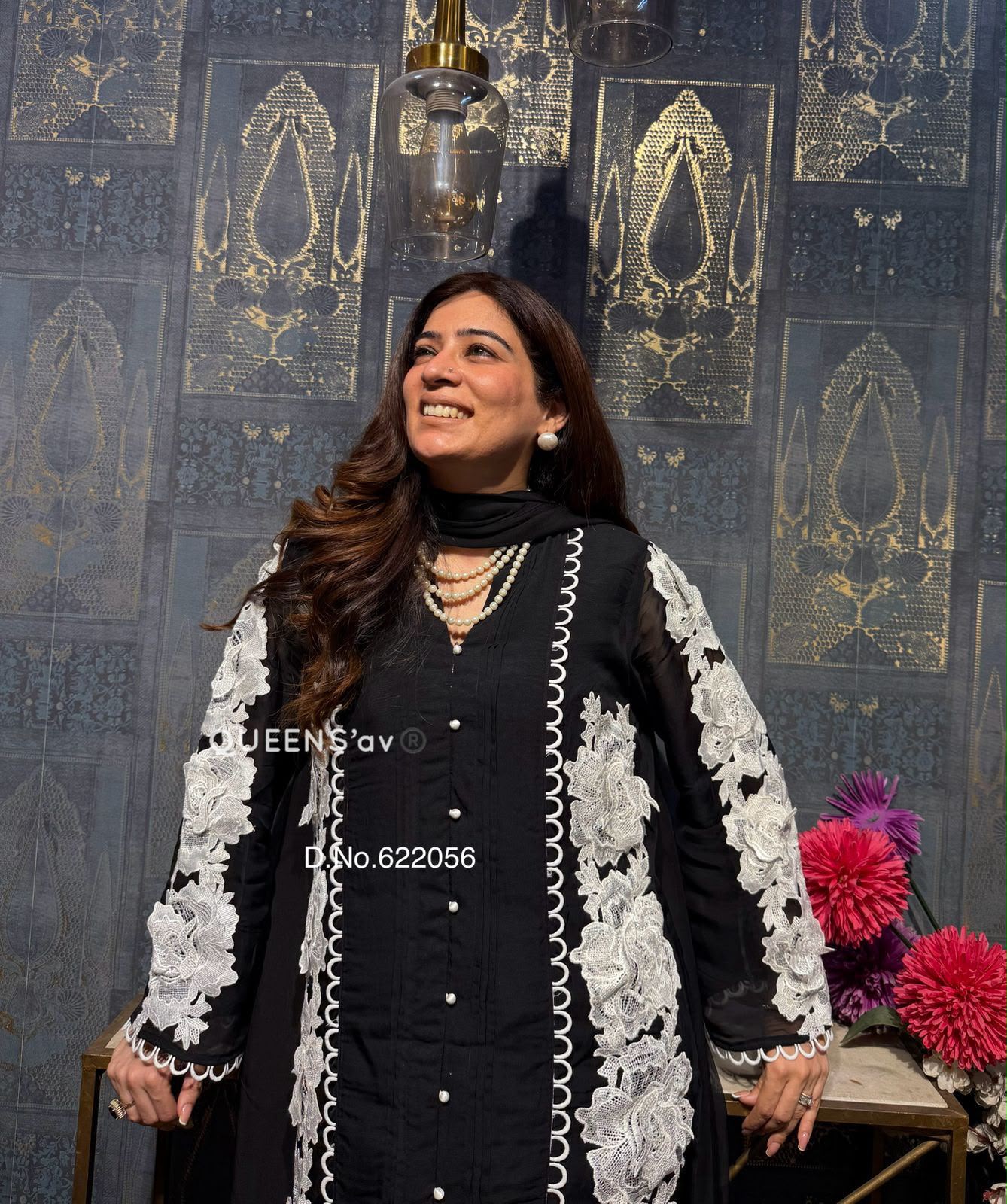 Faiza Pakistani set