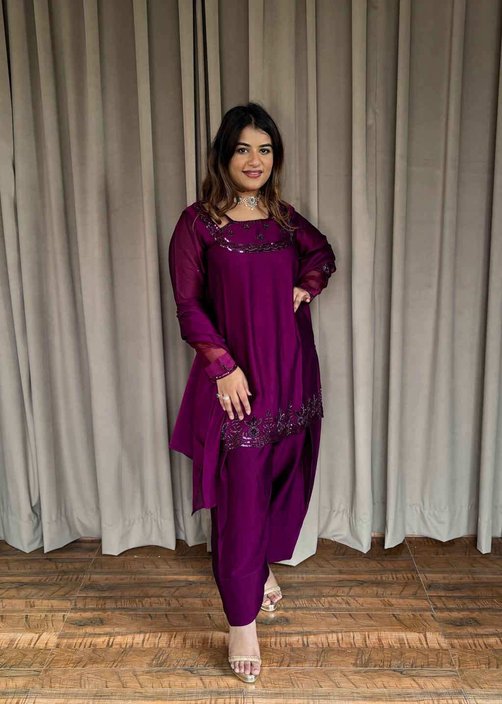 Wine Farshi Suit Set