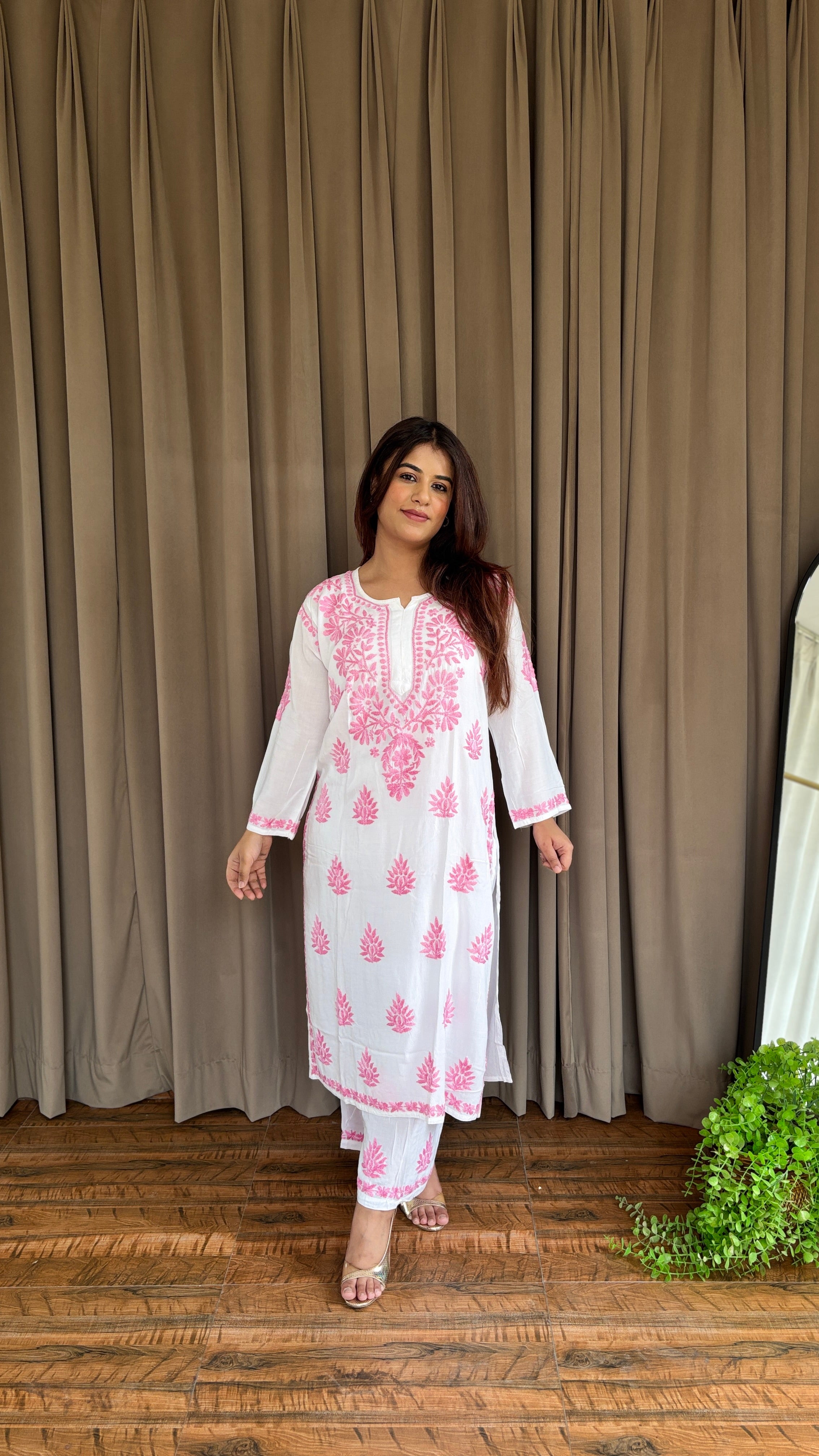 Sutra Chikankari Set
