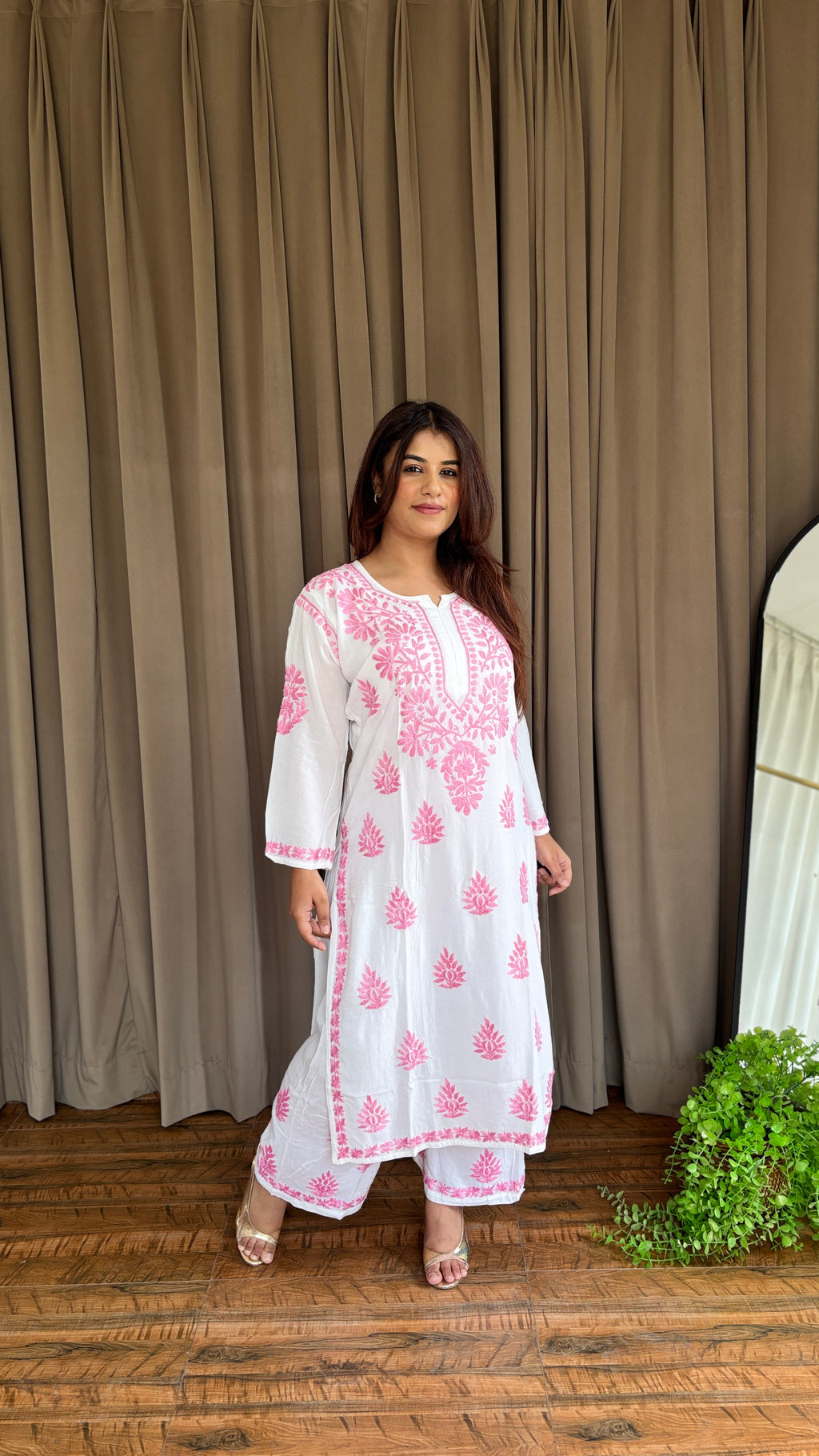 Sutra Chikankari Set